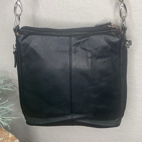 Gun Tote’n Mamas Black Leather Crossbody Purse Carry and Conceal GTM - Picture 2 of 10